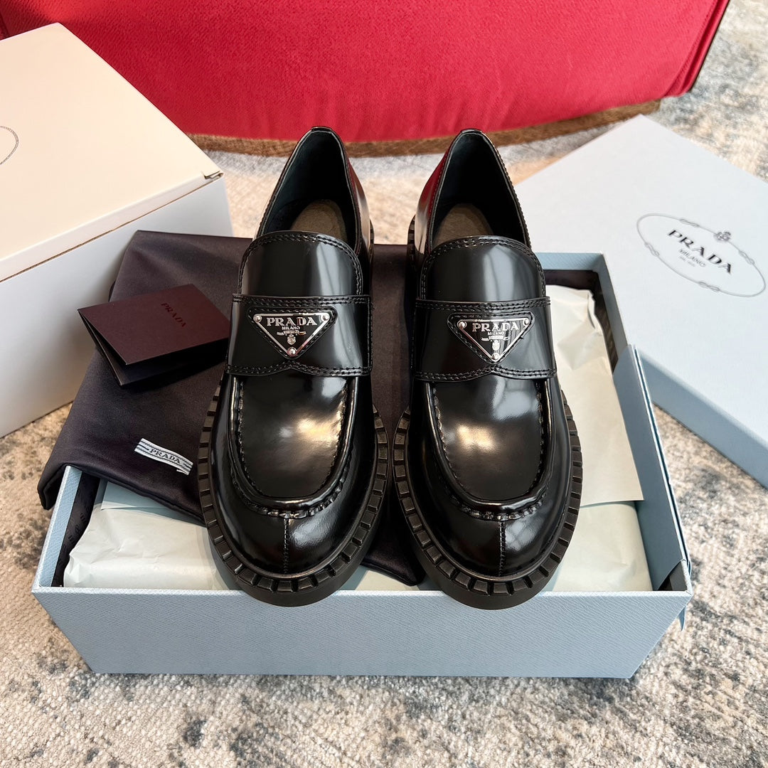 PRADA-032Shoes