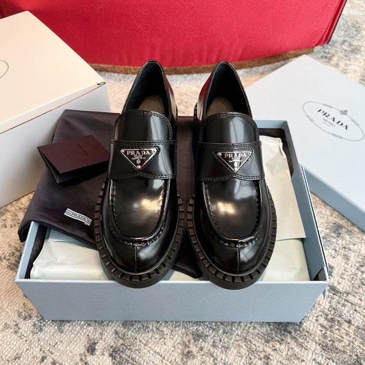 PRADA-032Shoes