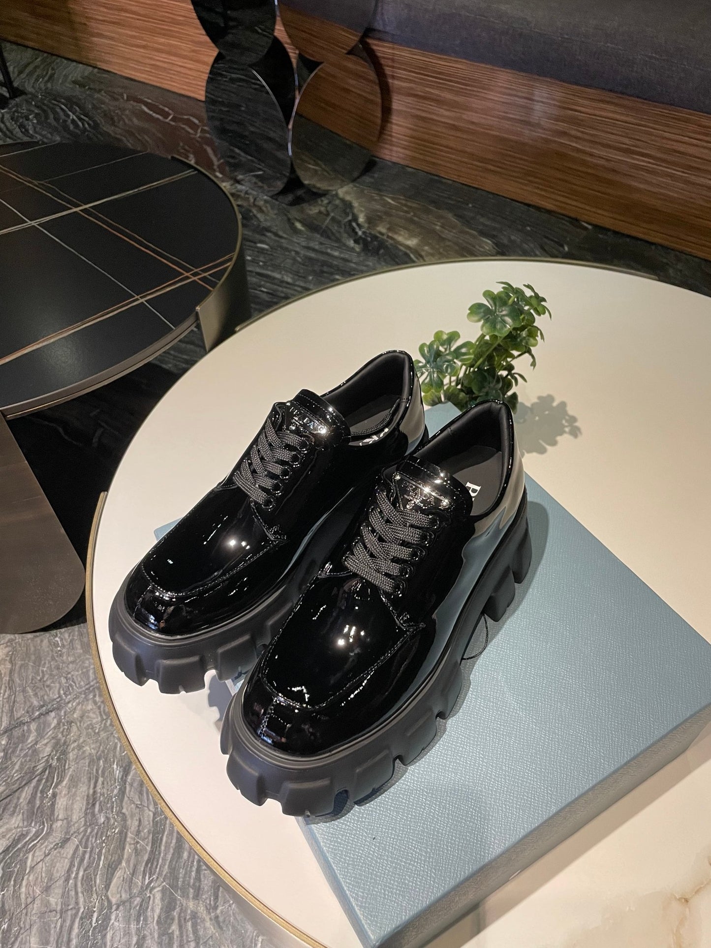 PRADA-033Shoes