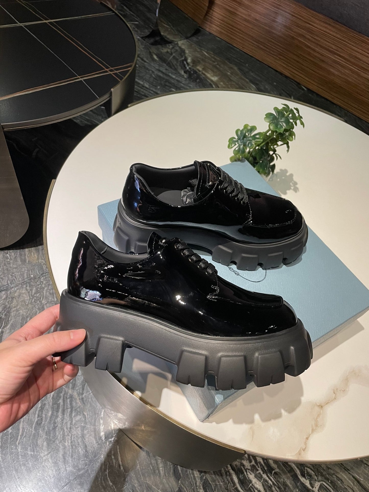 PRADA-033Shoes
