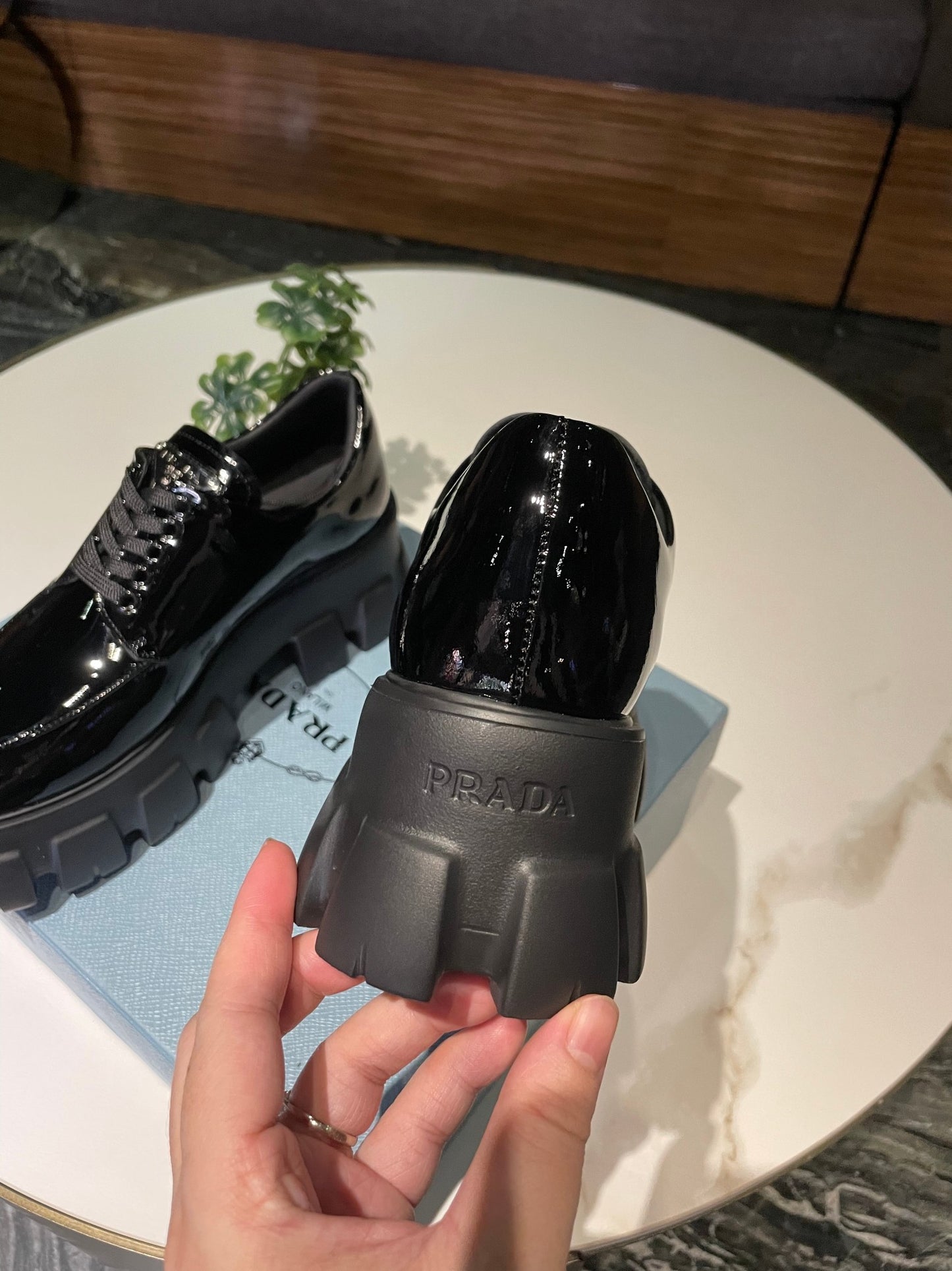 PRADA-033Shoes