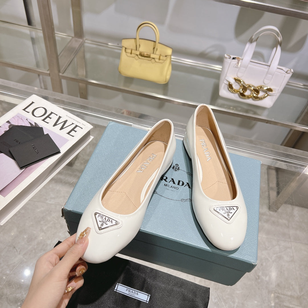 PRADA-037Shoes