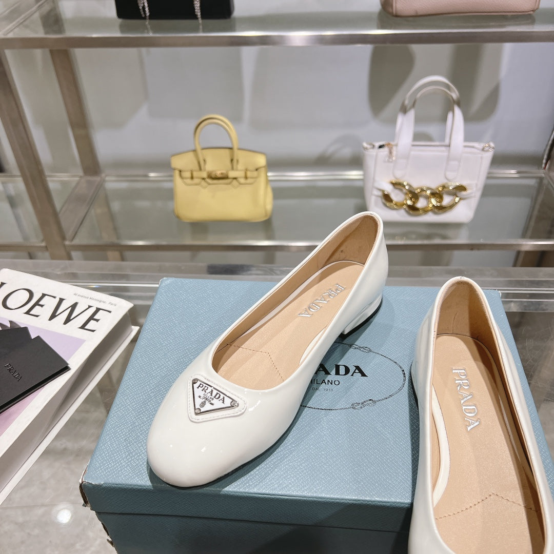 PRADA-037Shoes
