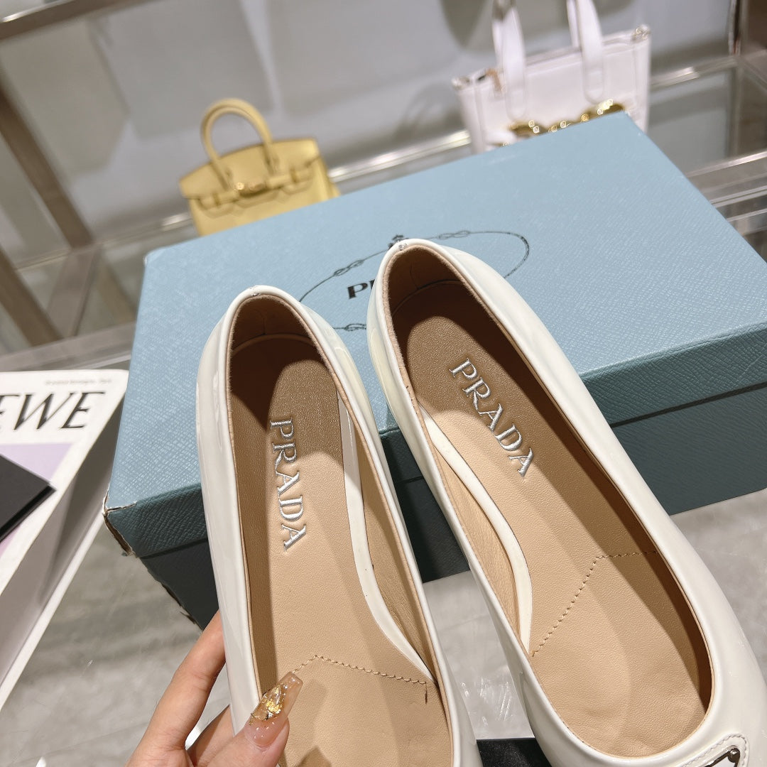 PRADA-037Shoes