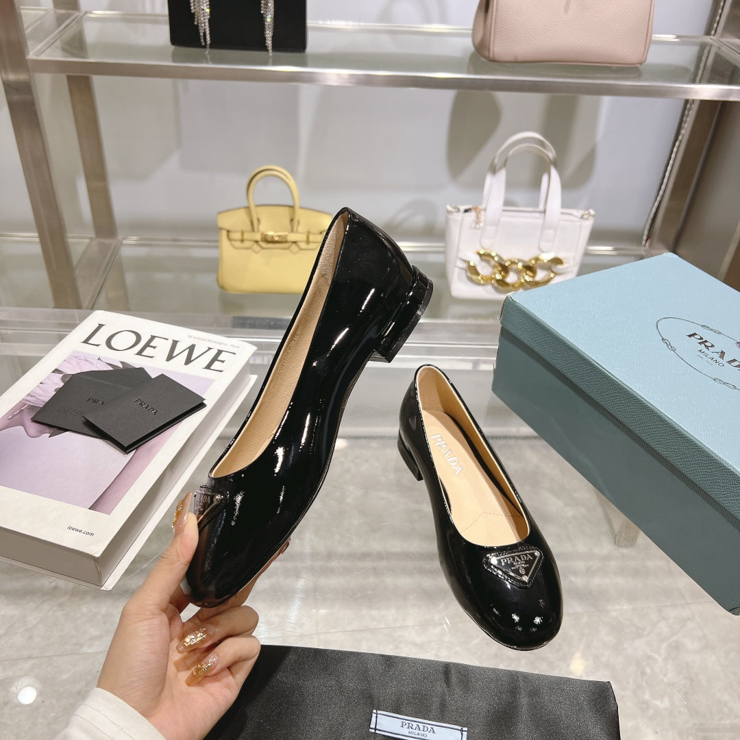 PRADA-038Shoes