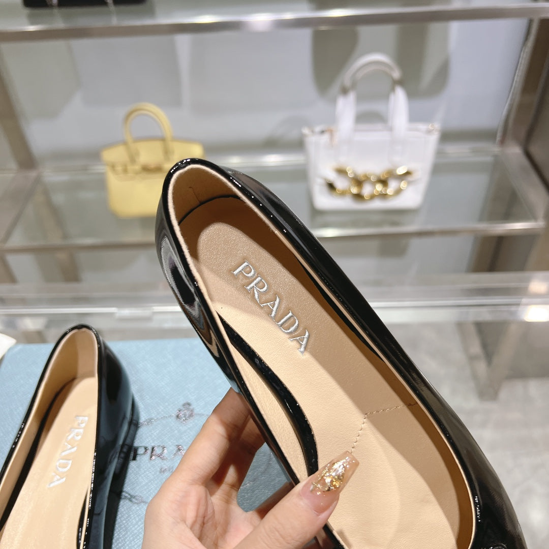 PRADA-038Shoes