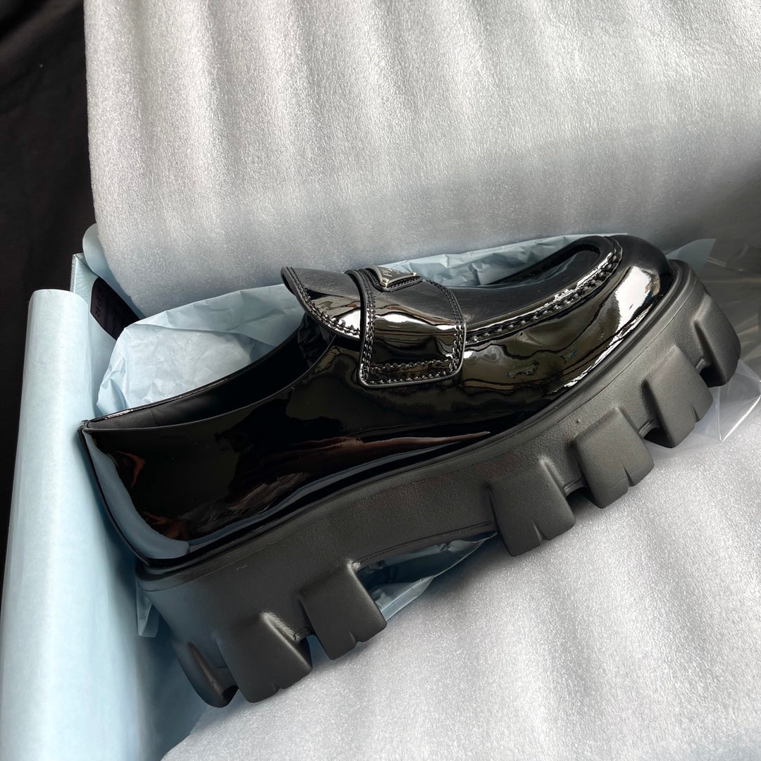 PRADA-040Shoes