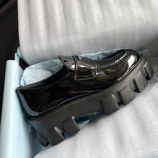 PRADA-040Shoes