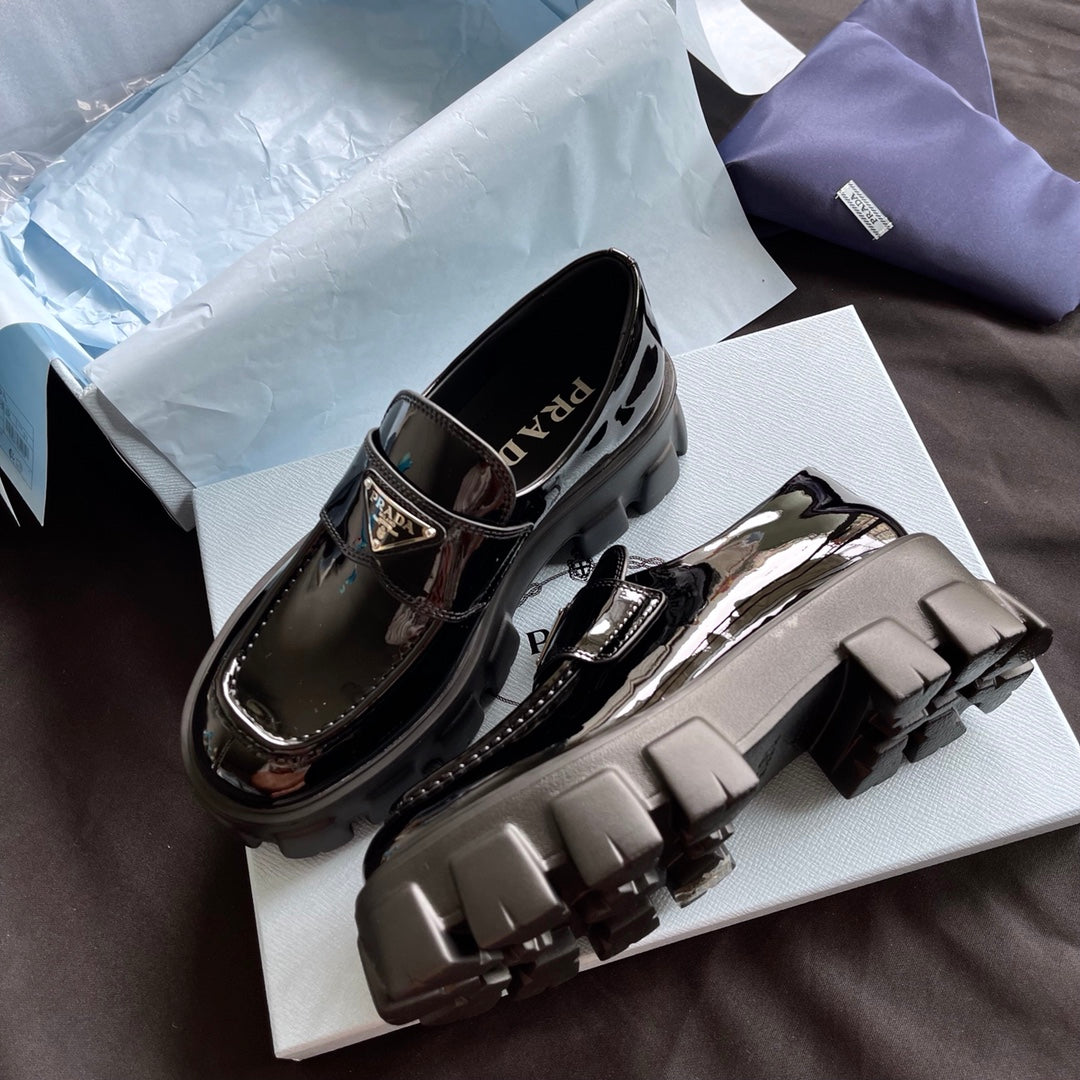 PRADA-040Shoes