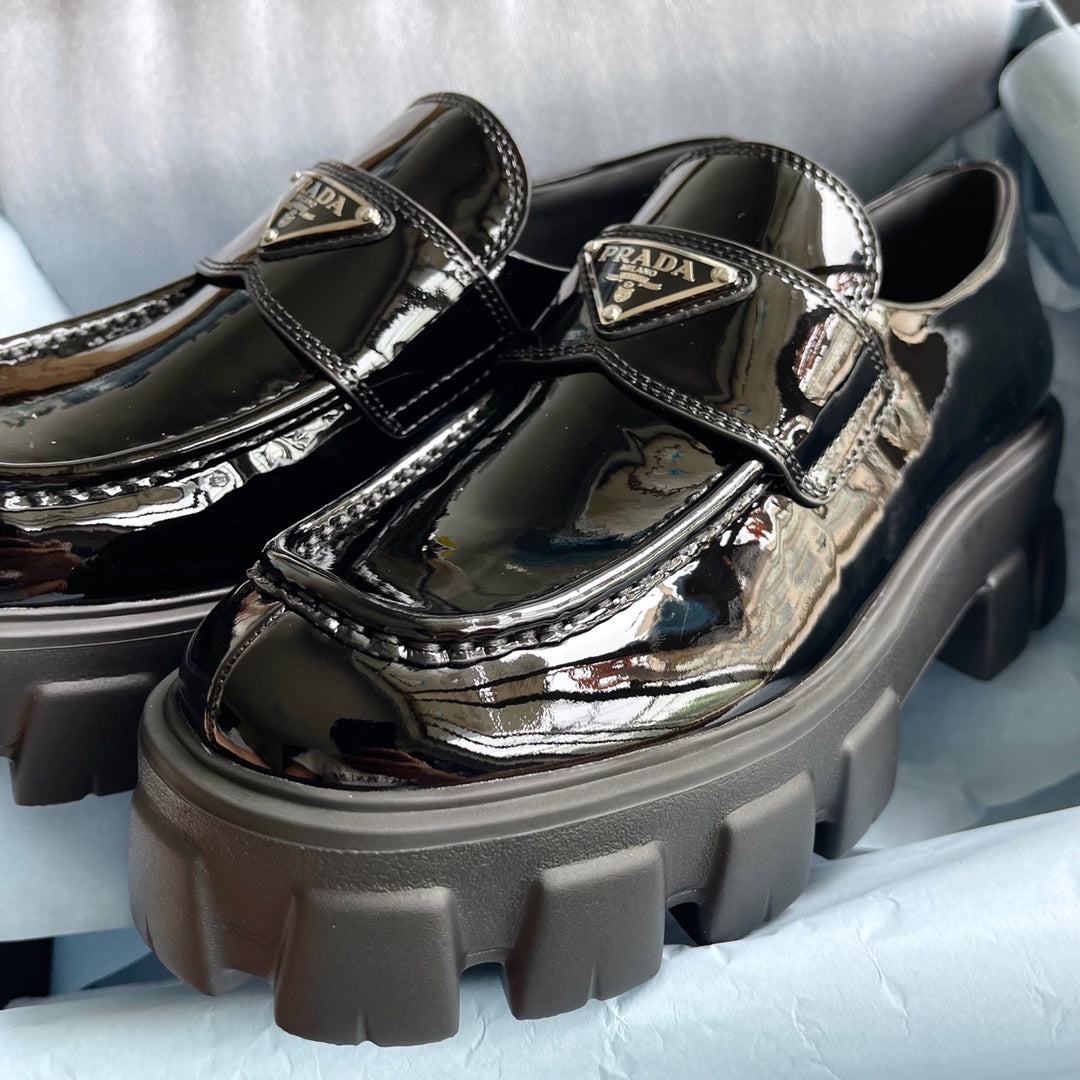 PRADA-040Shoes