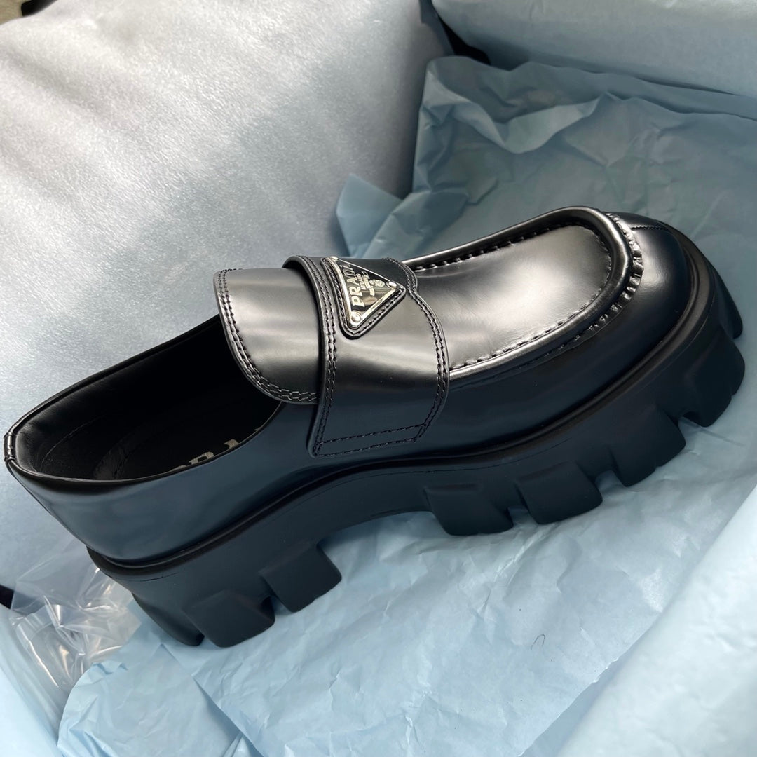 PRADA-041Shoes