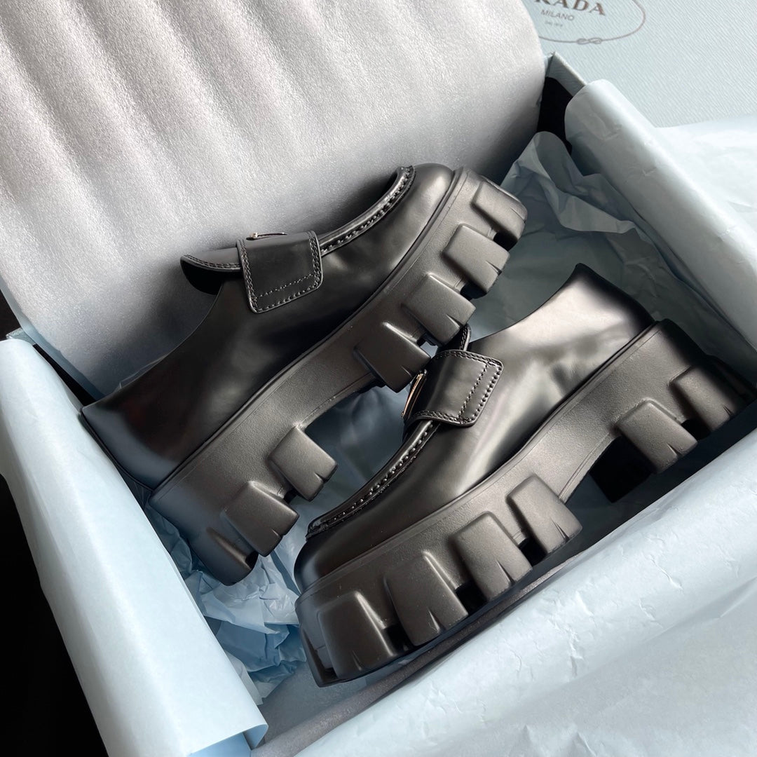 PRADA-041Shoes