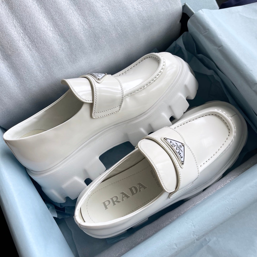 PRADA-042Shoes
