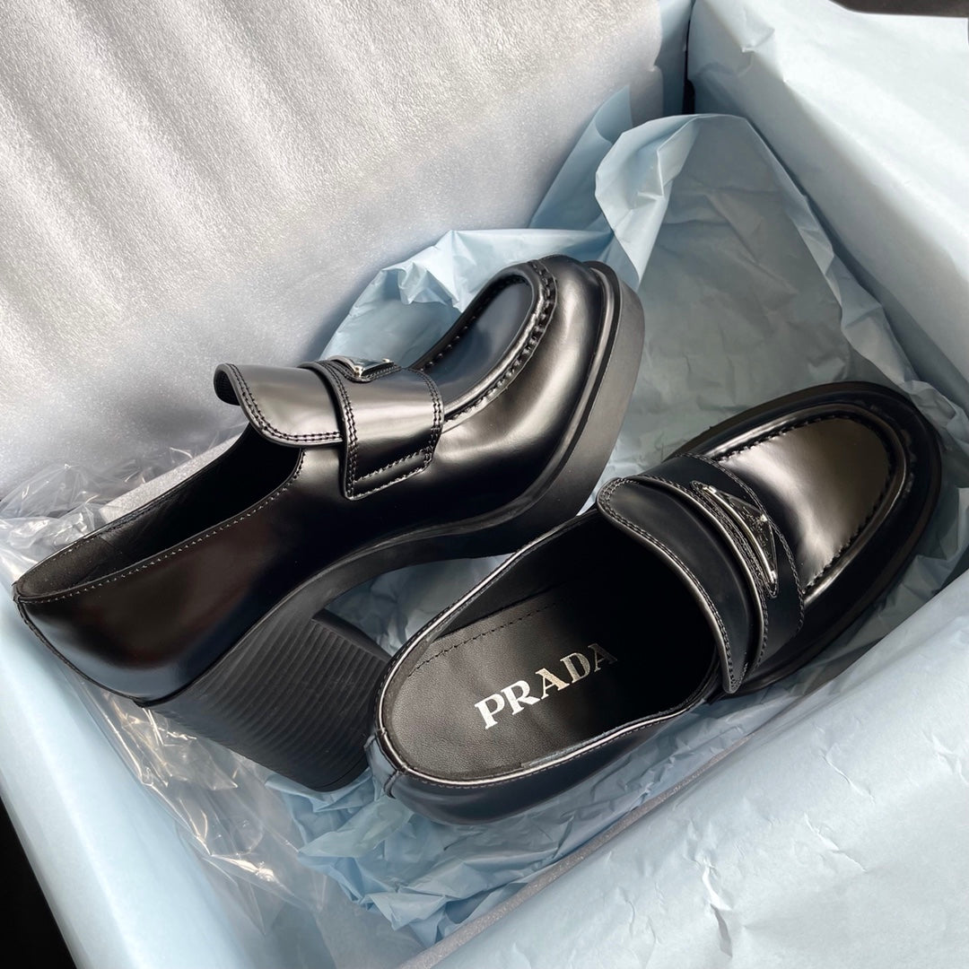 PRADA-043Shoes
