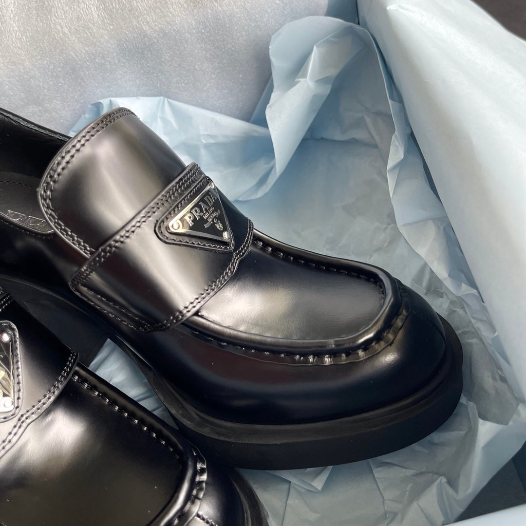 PRADA-043Shoes