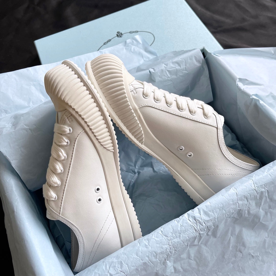 PRADA-046Shoes