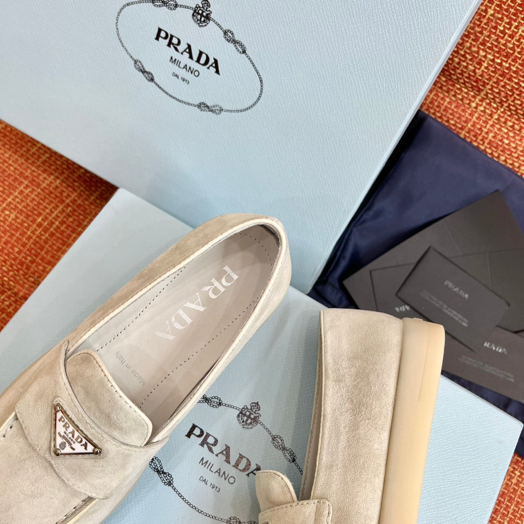 PRADA-055Shoes