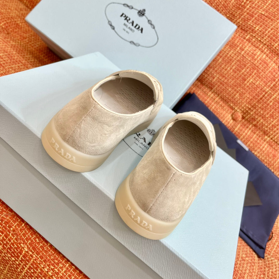 PRADA-055Shoes
