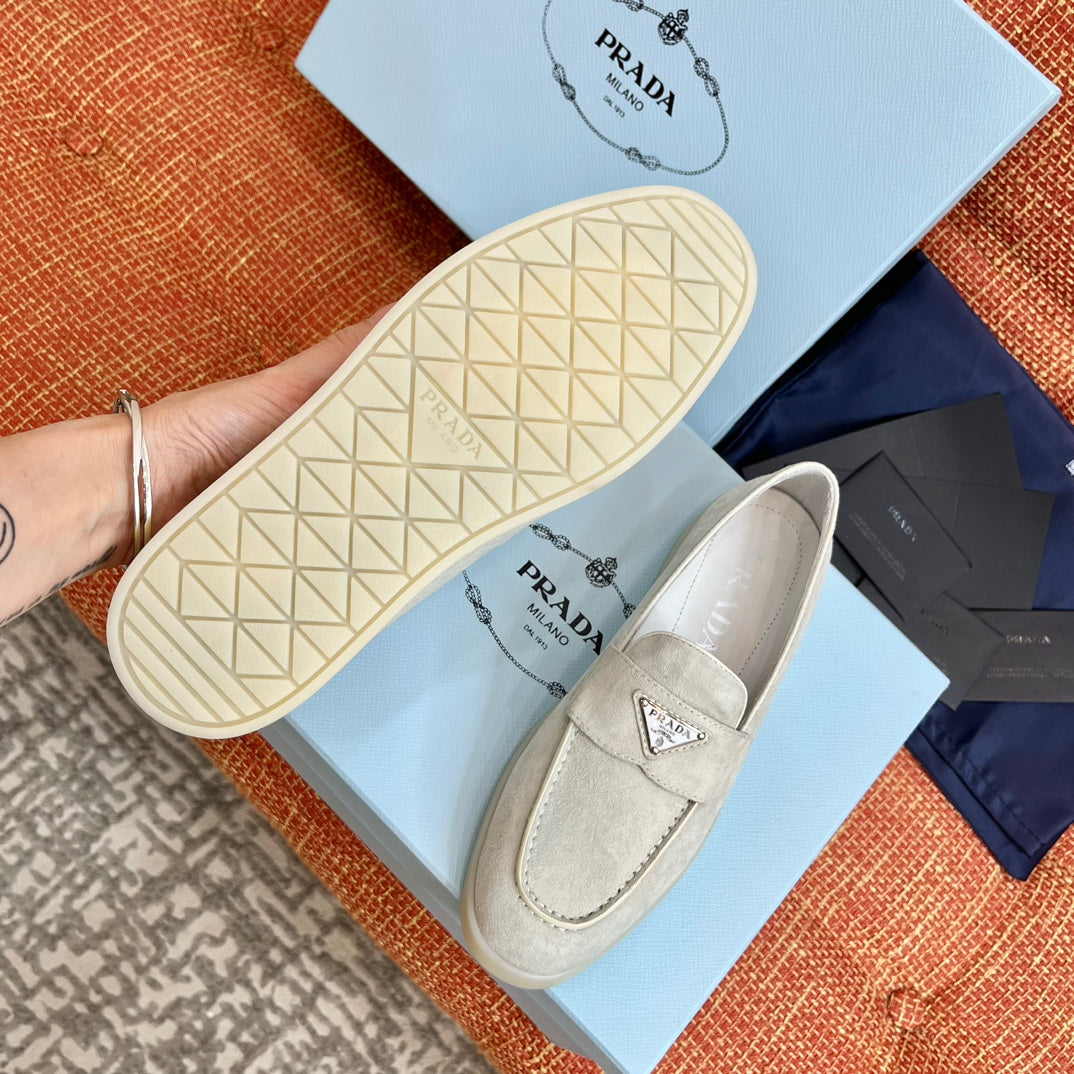 PRADA-055Shoes