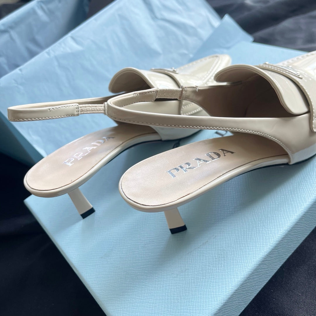 PRADA-064Shoes