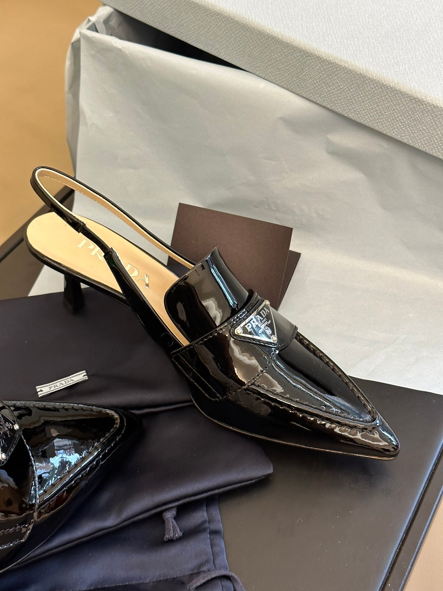 PRADA-075Shoes