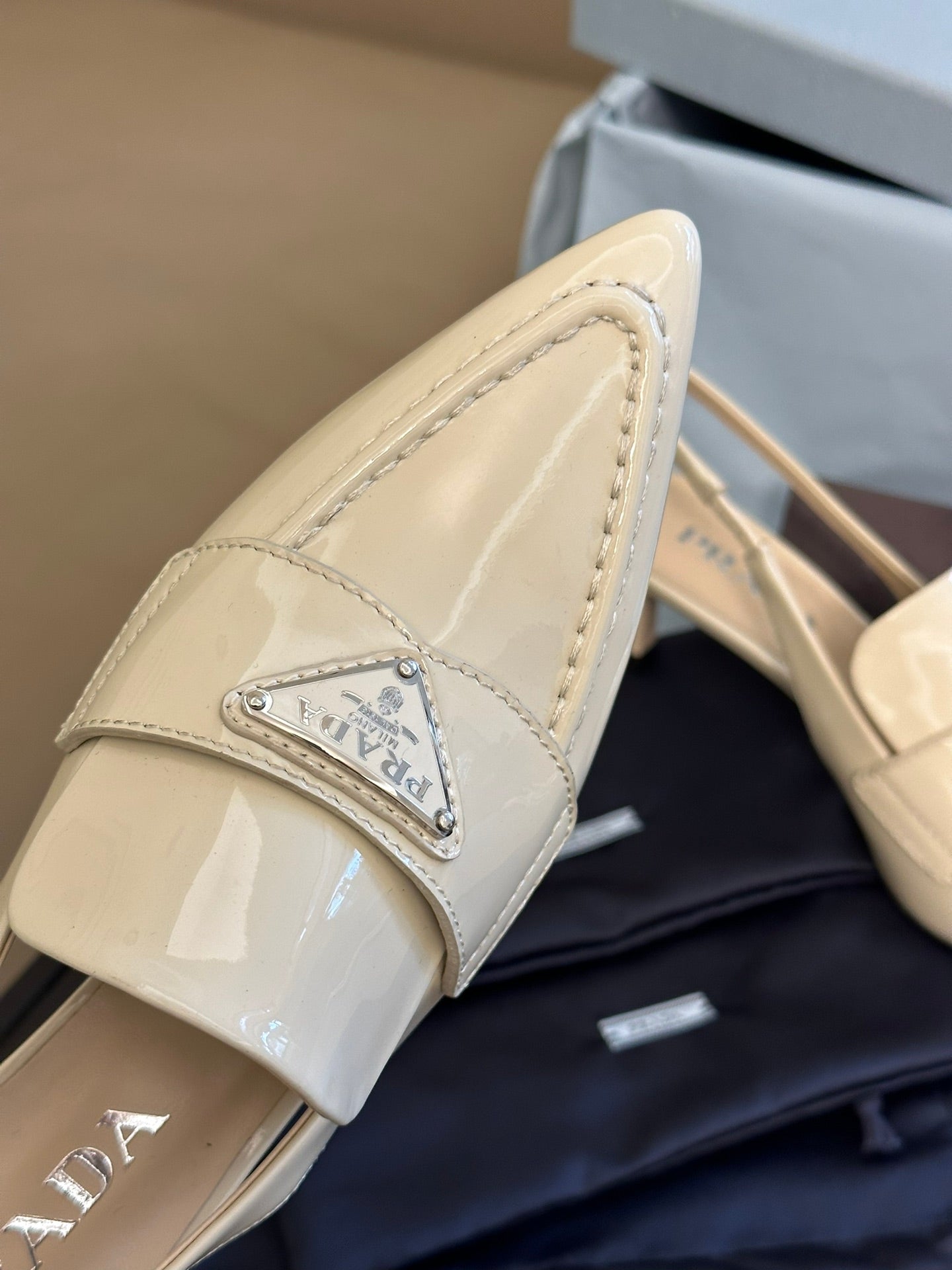 PRADA-076Shoes