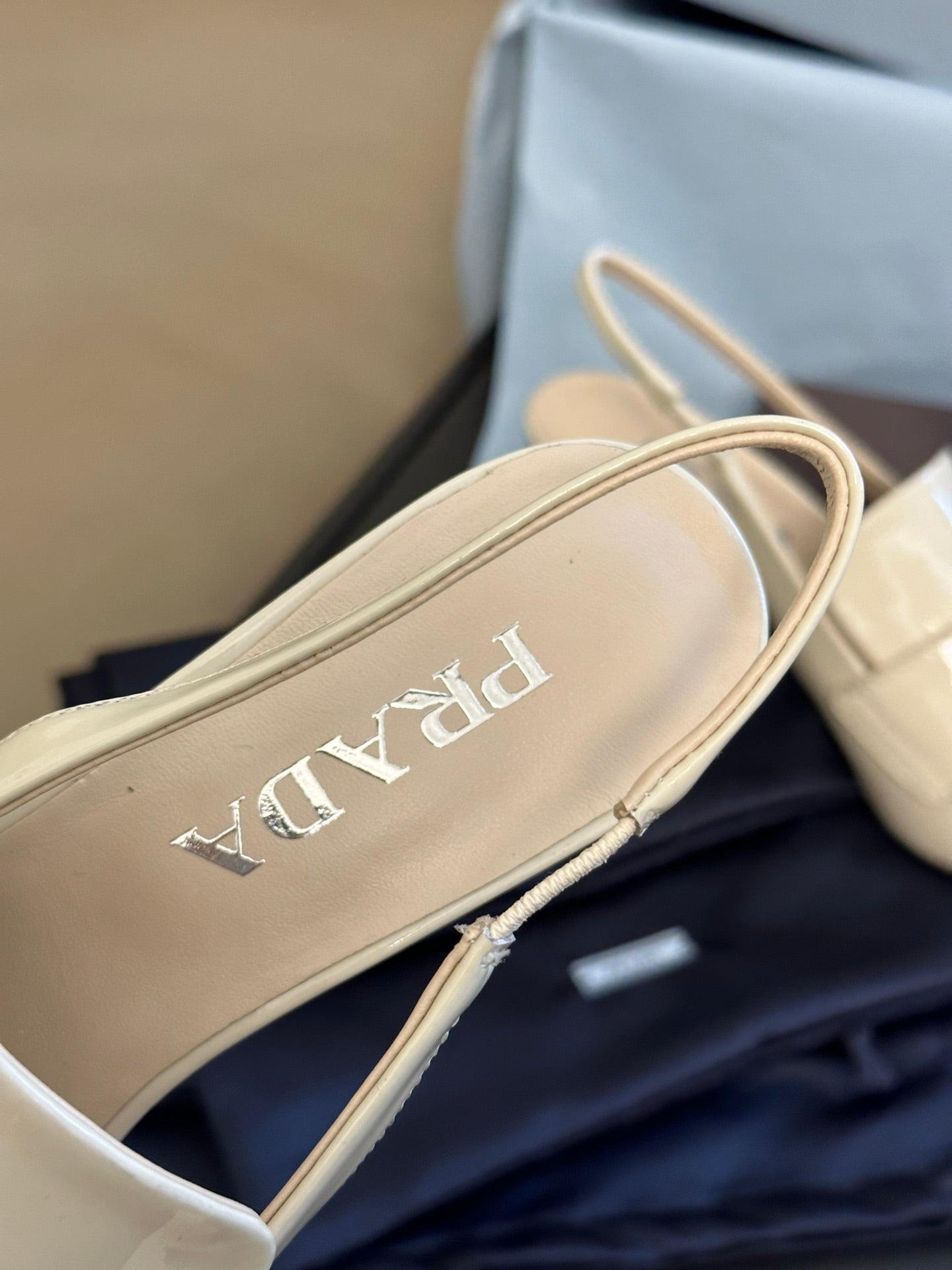 PRADA-076Shoes