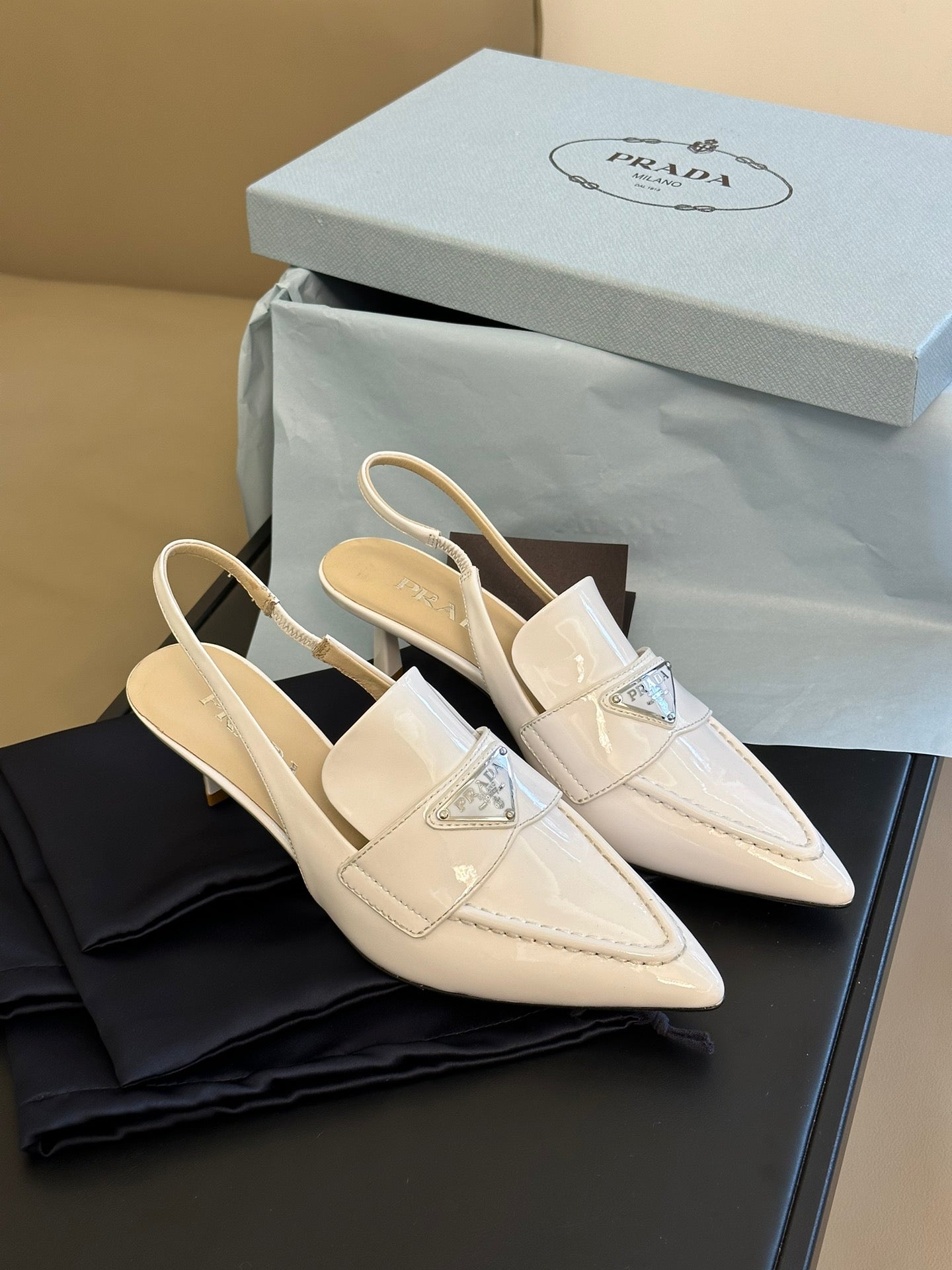 PRADA-077Shoes