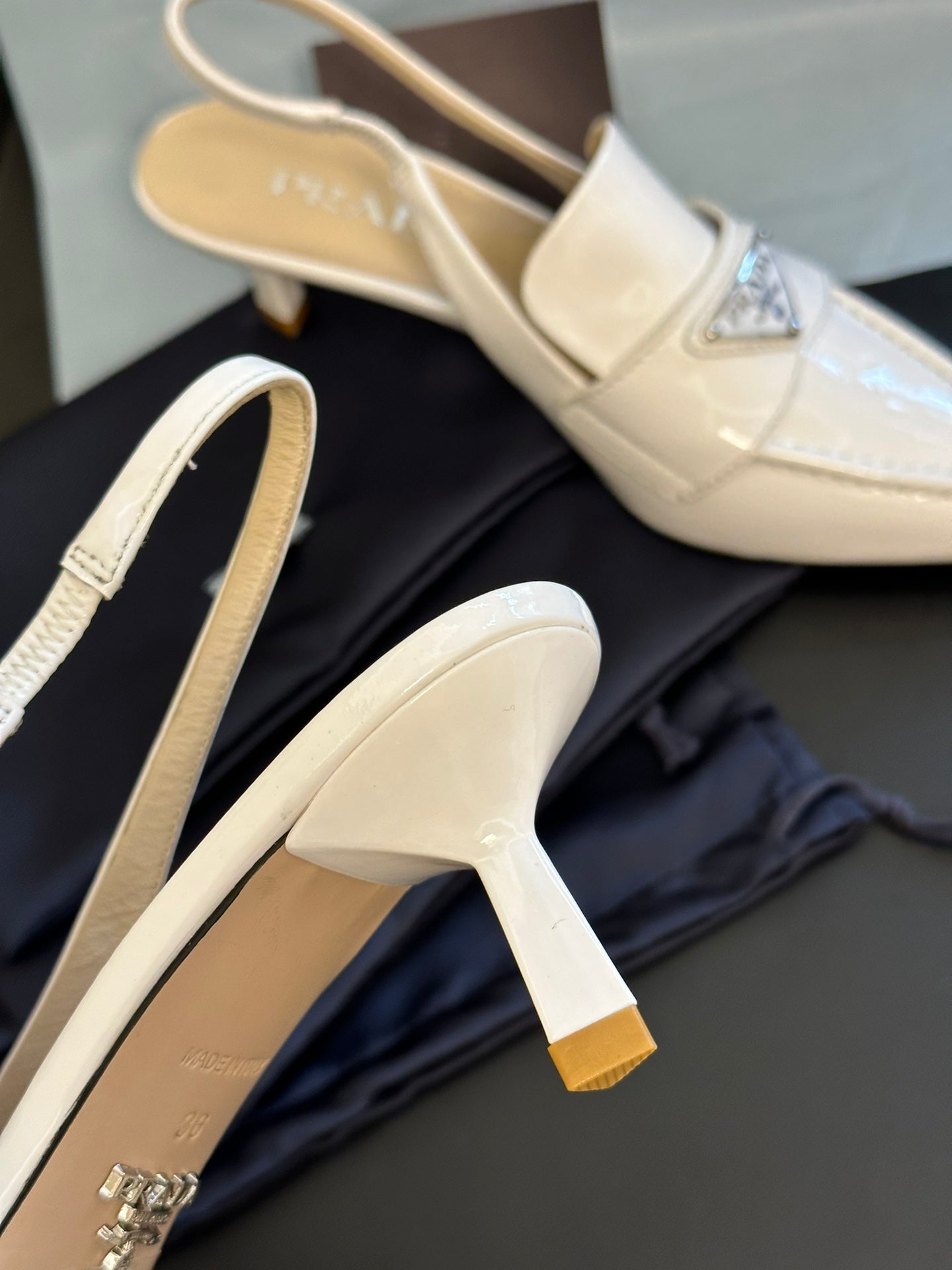 PRADA-077Shoes