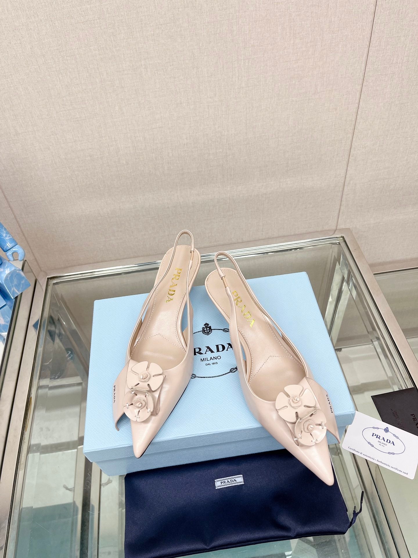PRADA-081Shoes