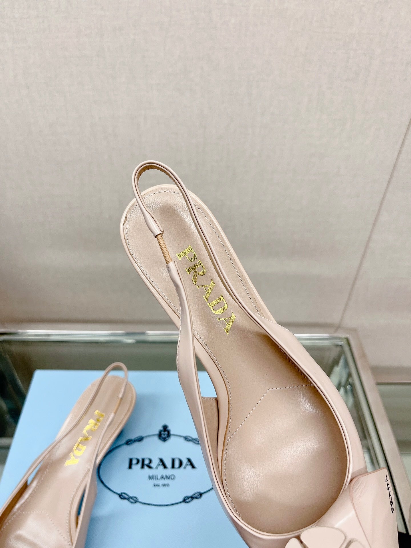 PRADA-081Shoes