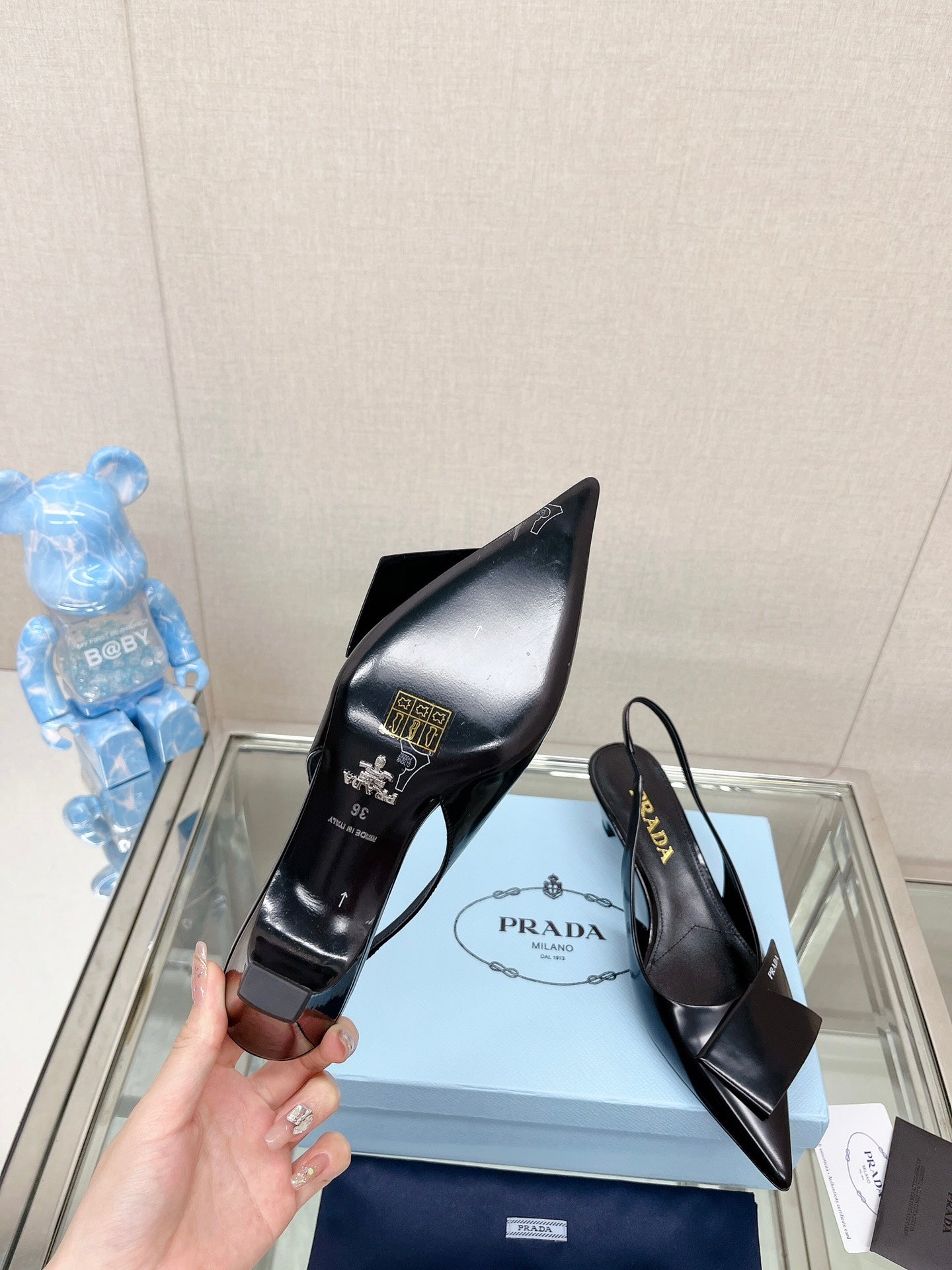 PRADA-082Shoes