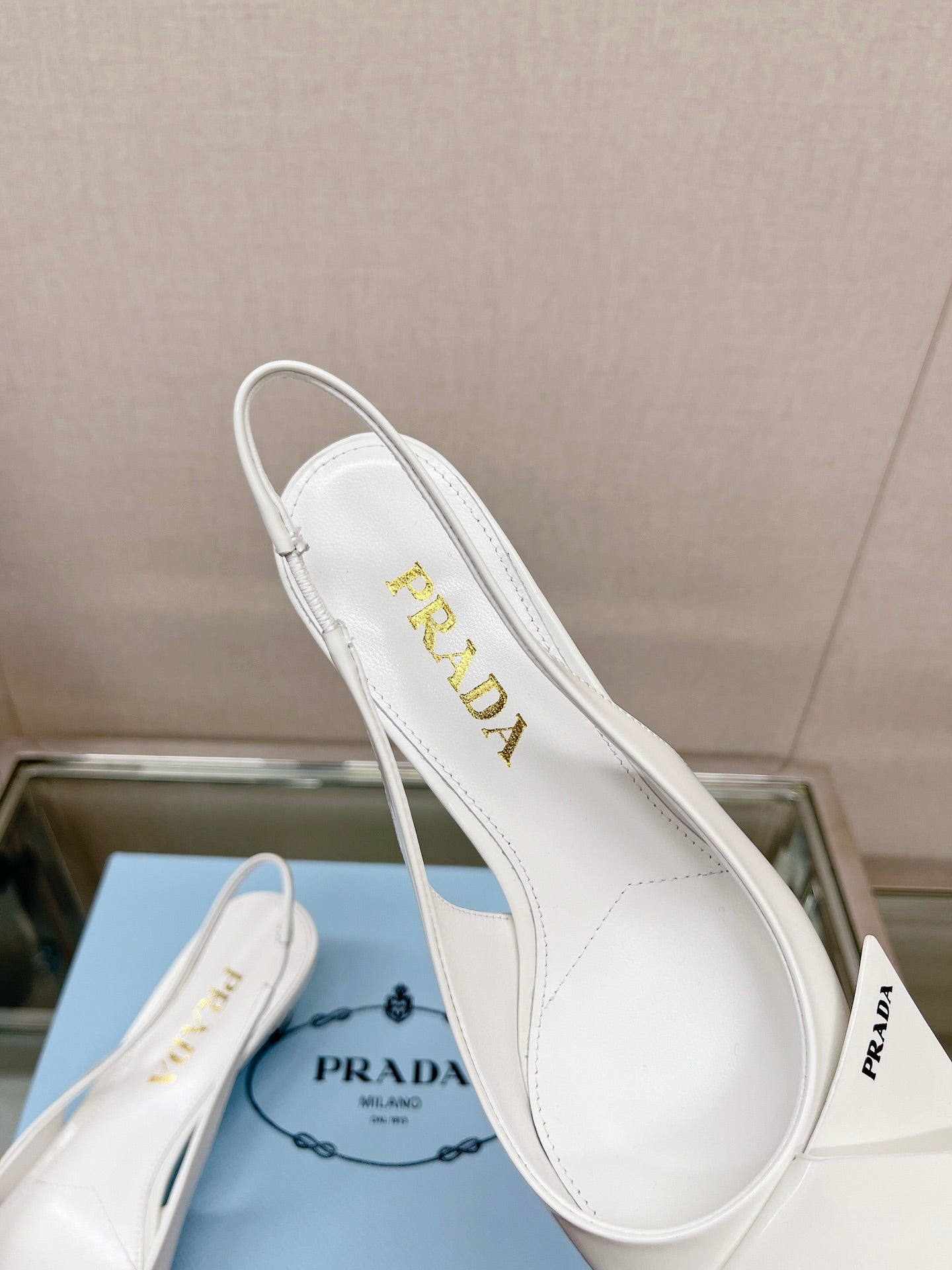 PRADA-083Shoes