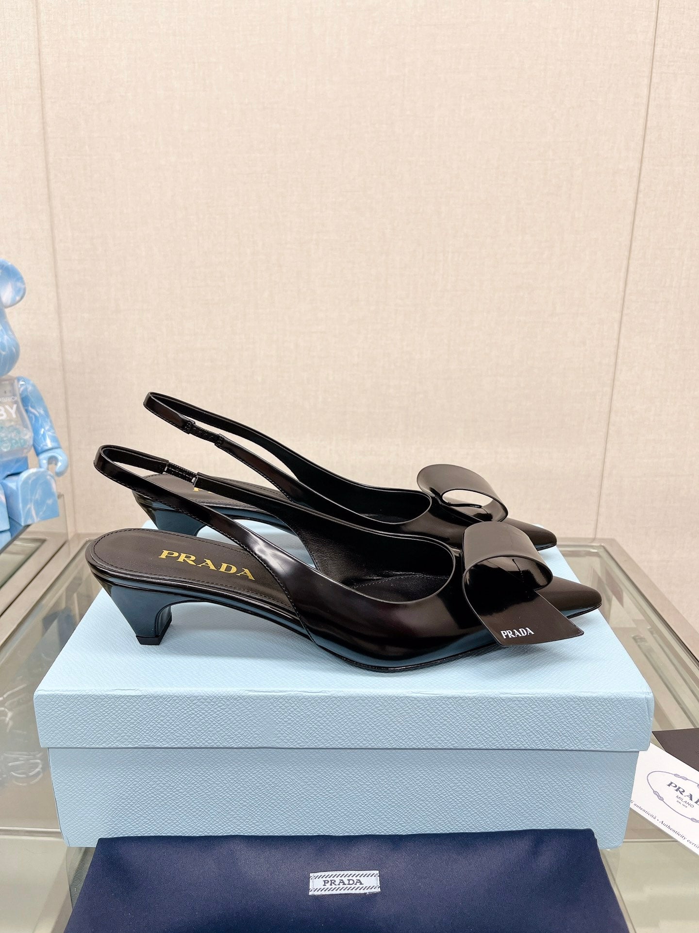 PRADA-084Shoes