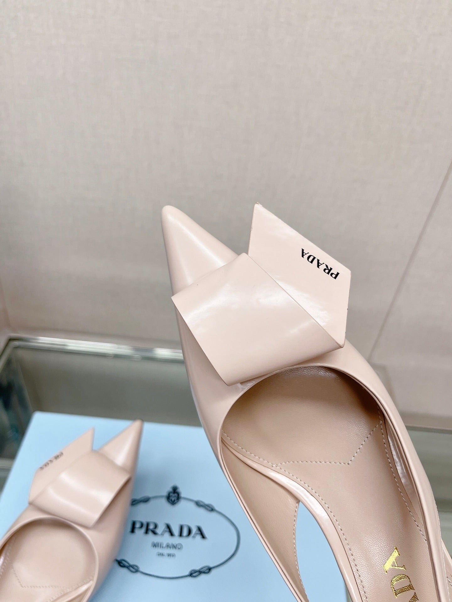 PRADA-085Shoes