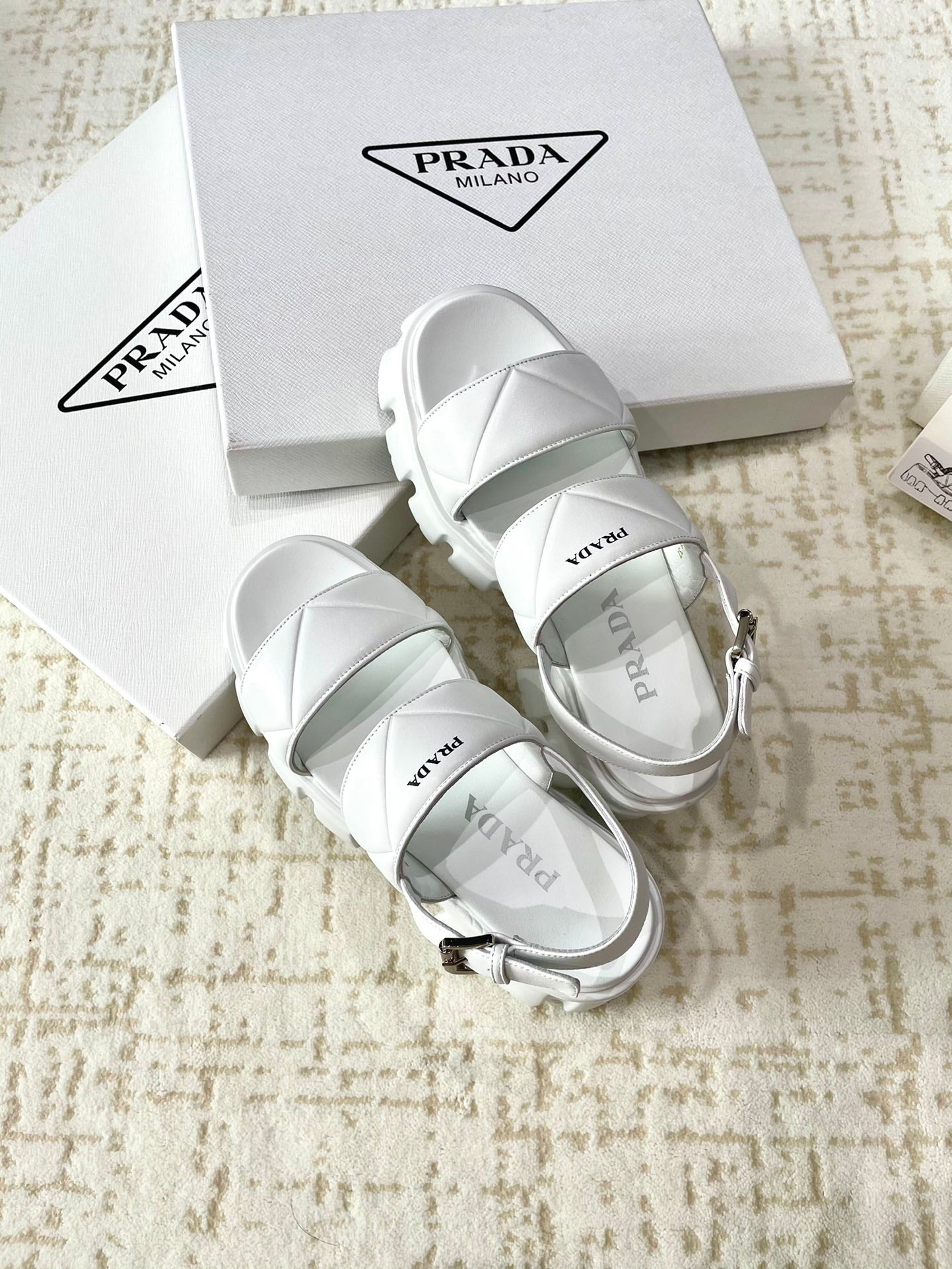 PRADA-087Shoes