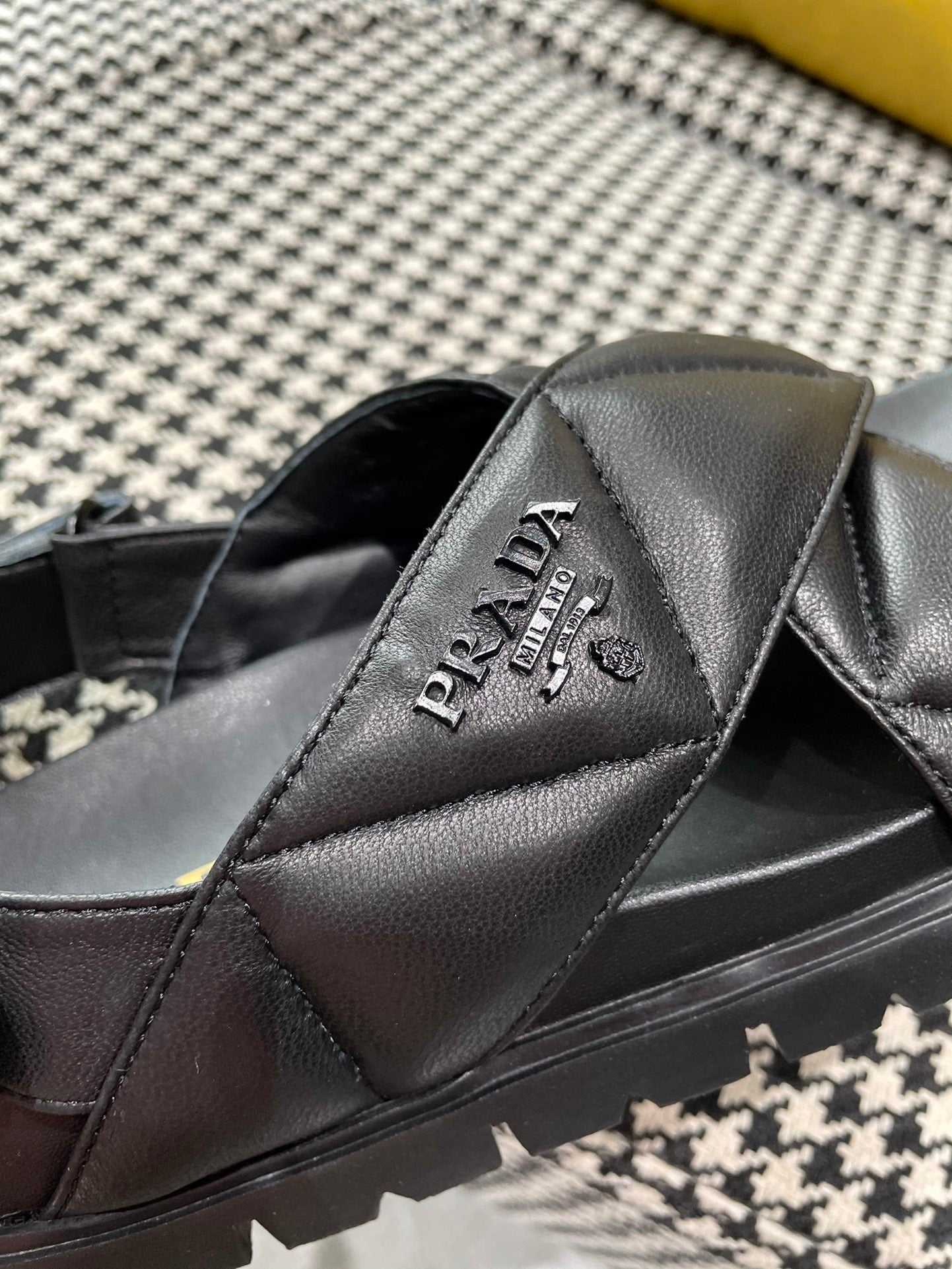 PRADA-088Shoes