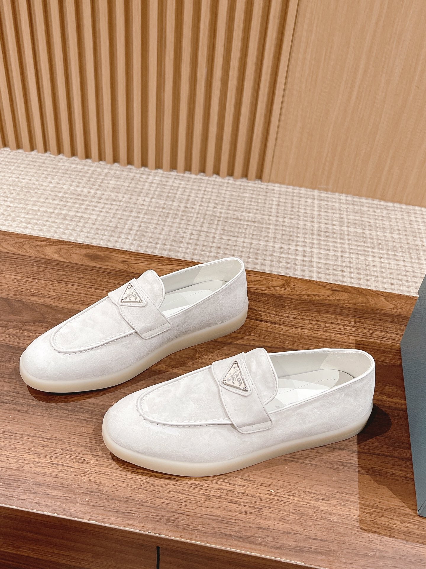 PRADA-092Shoes