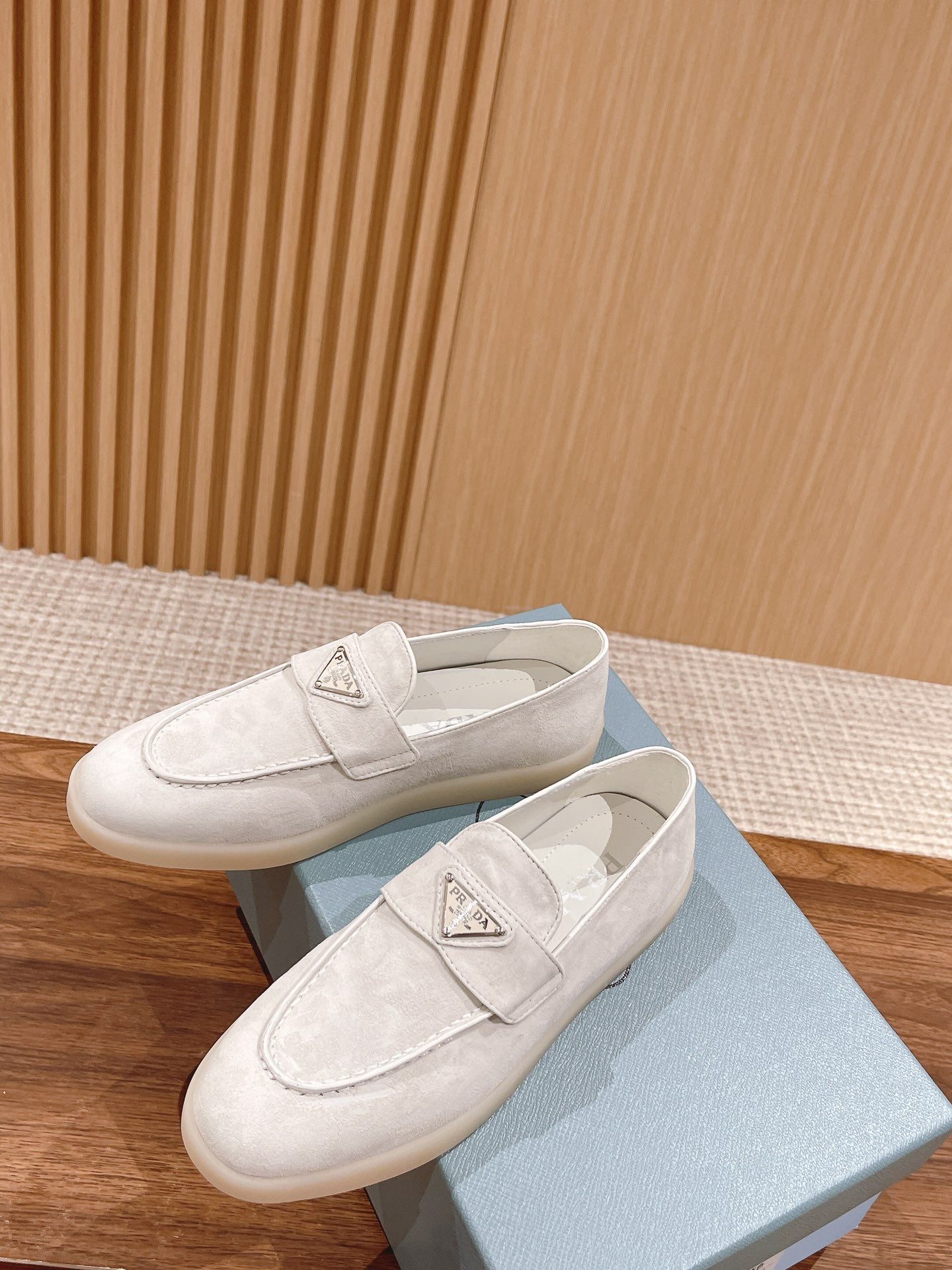 PRADA-092Shoes