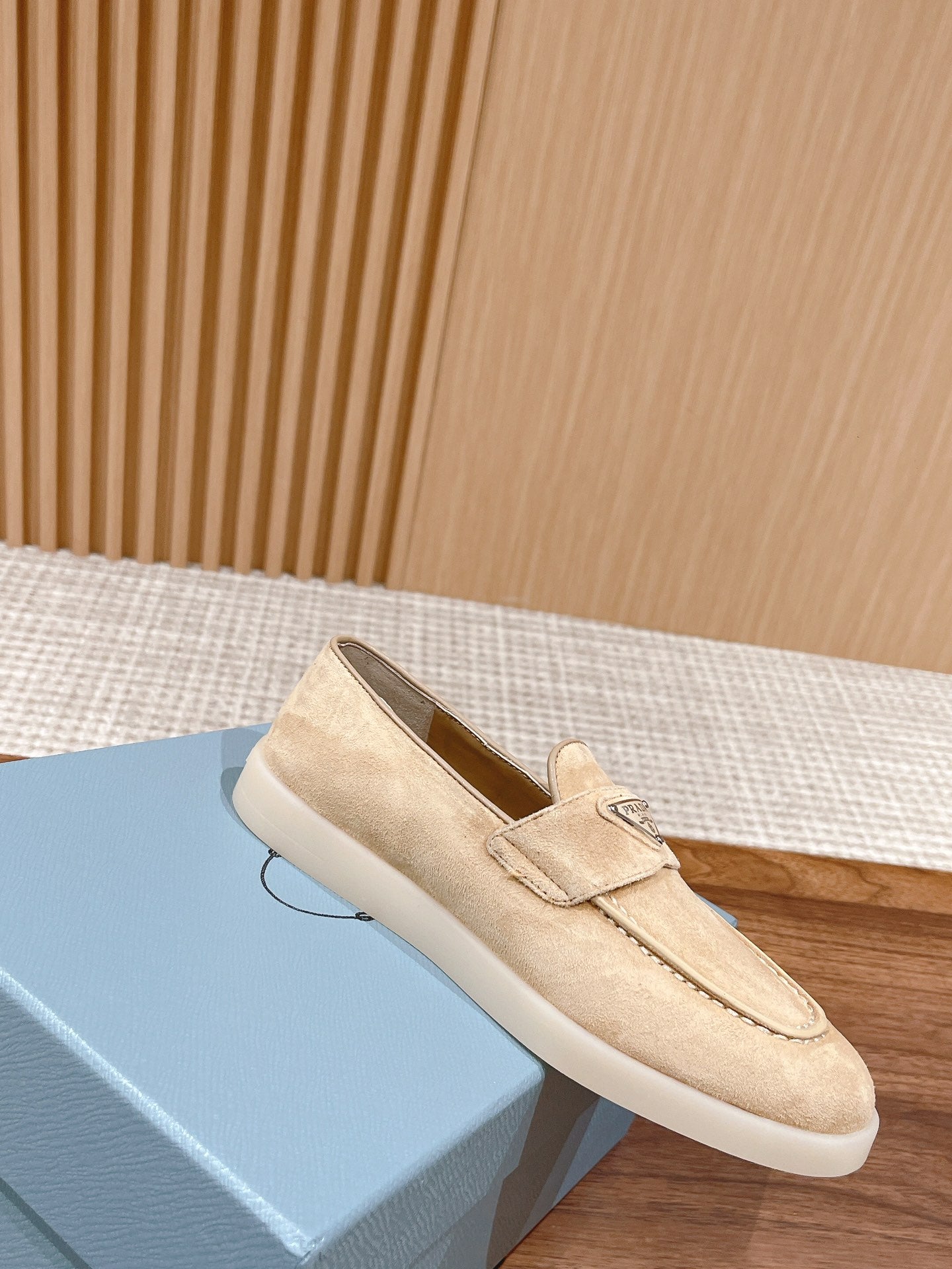 PRADA-095Shoes