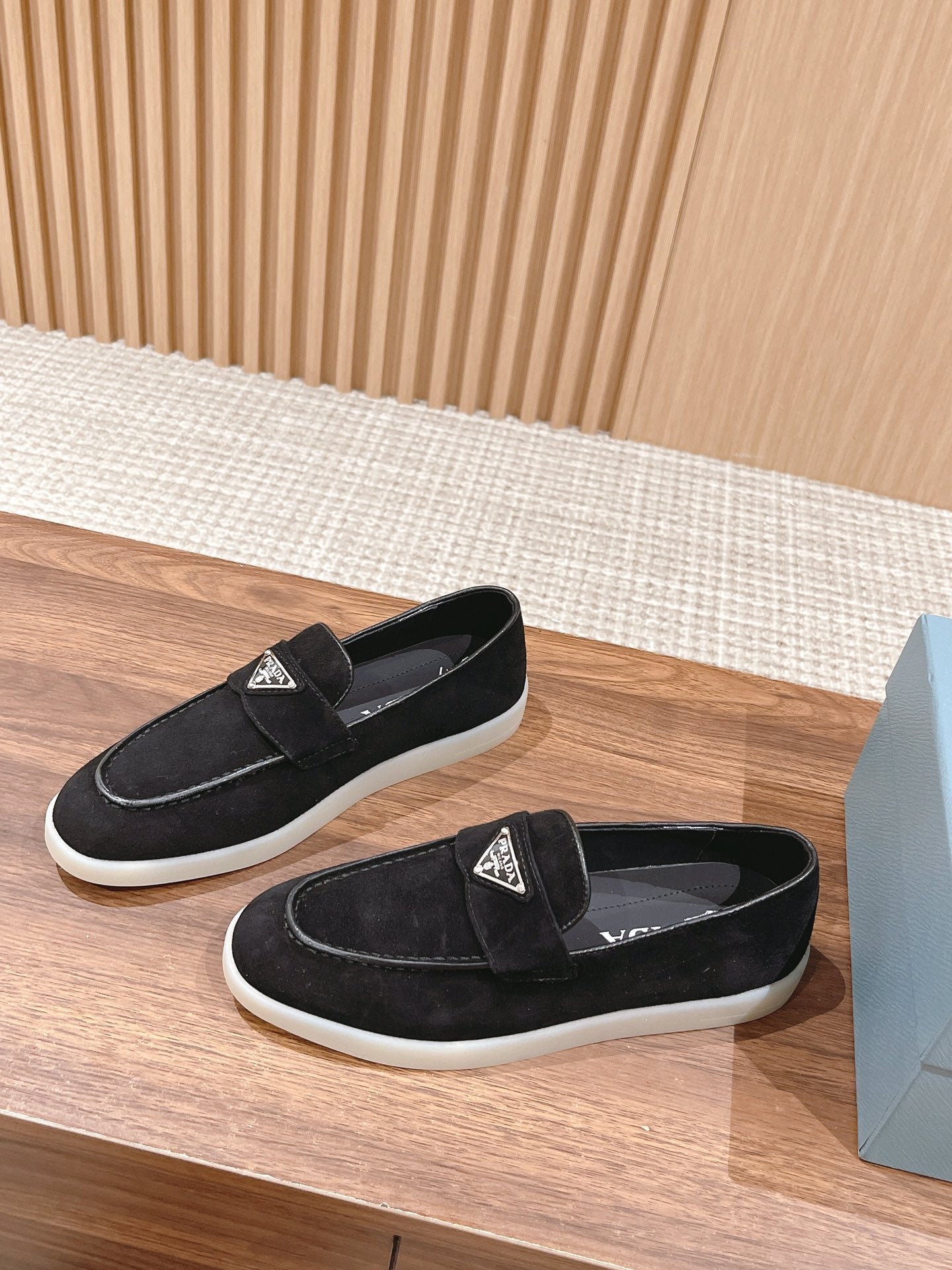 PRADA-096Shoes
