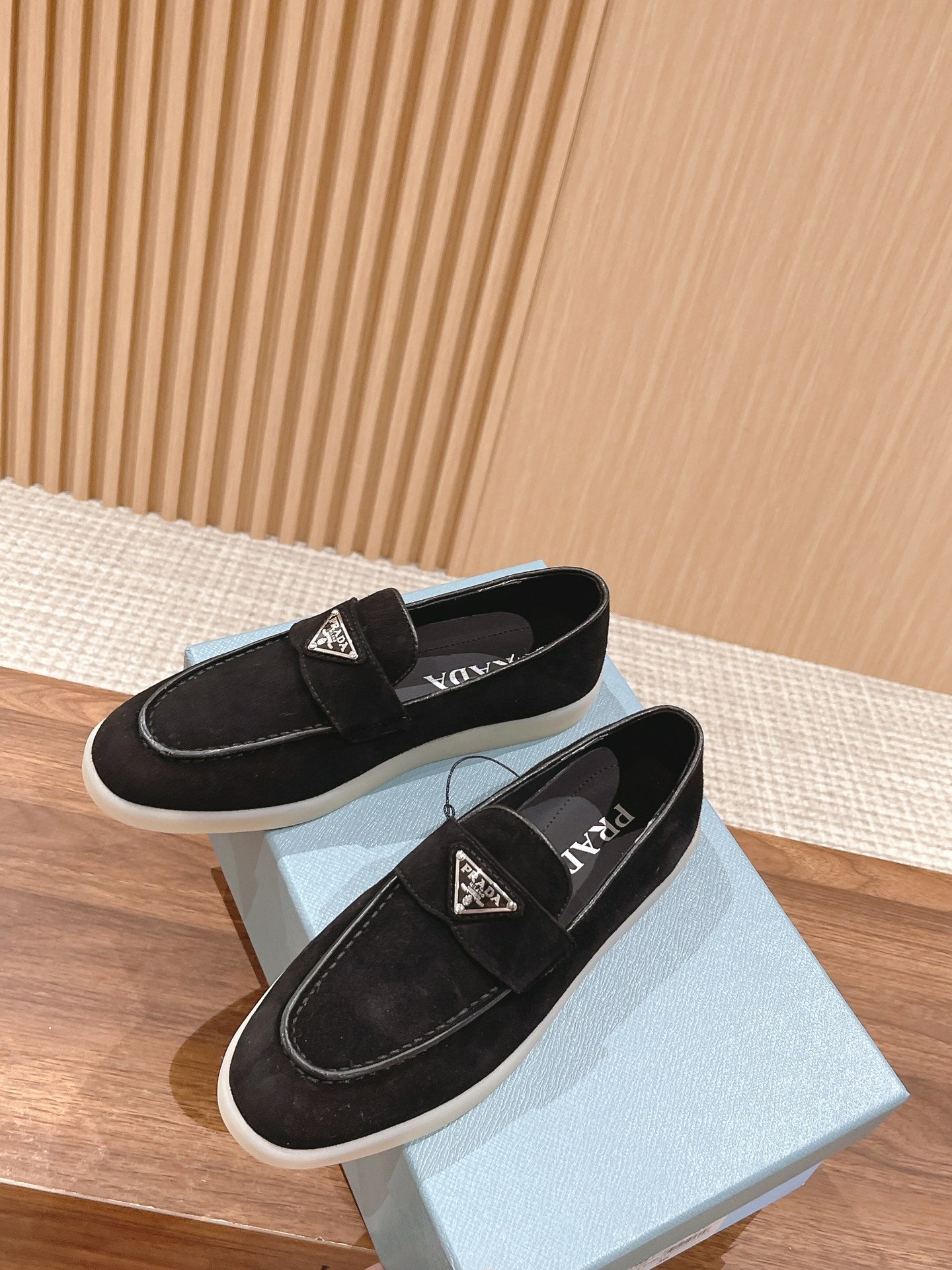 PRADA-096Shoes