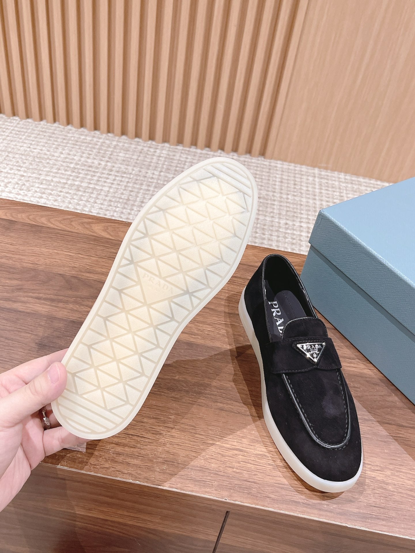 PRADA-096Shoes