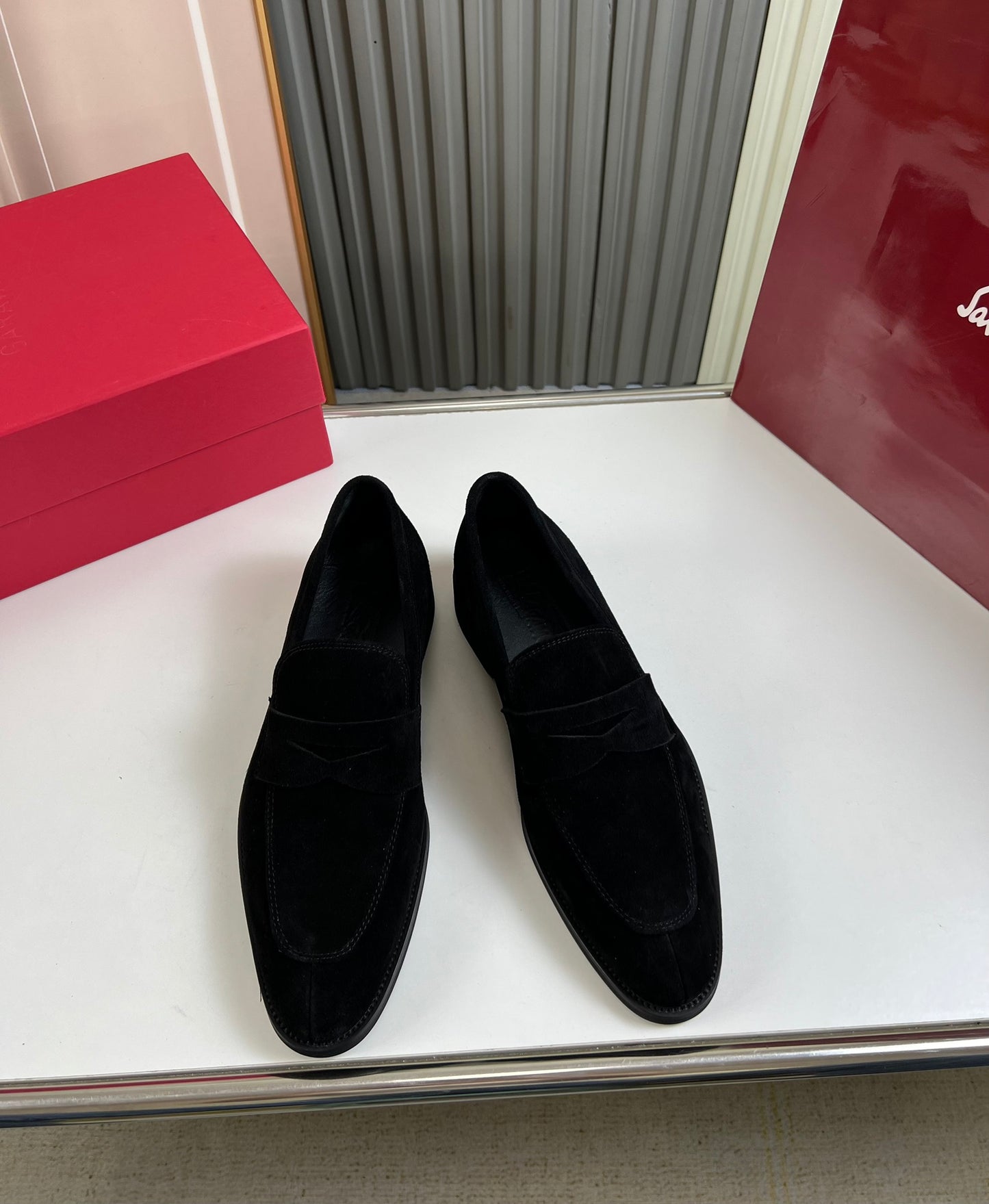 Ferragamo-048Shoes