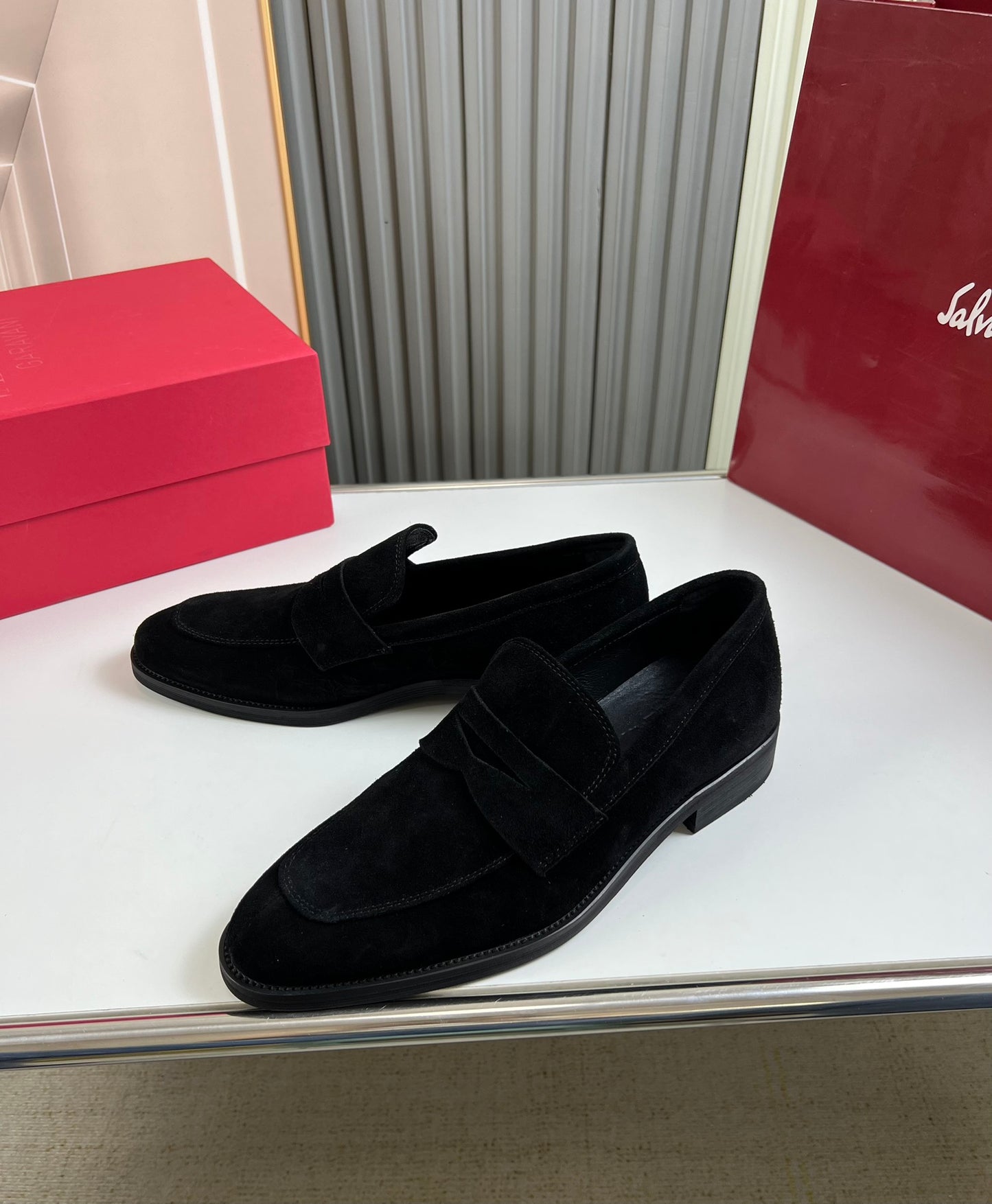 Ferragamo-048Shoes