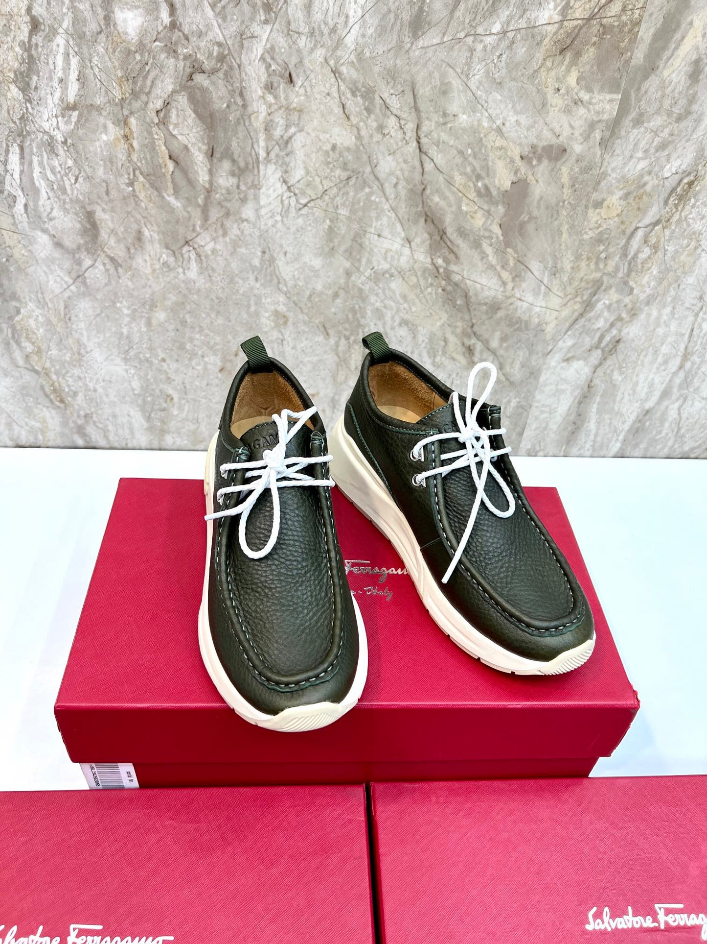 Ferragamo-052Shoes