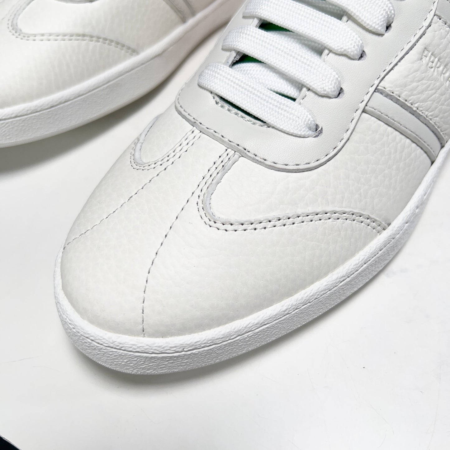 Ferragamo-064Shoes
