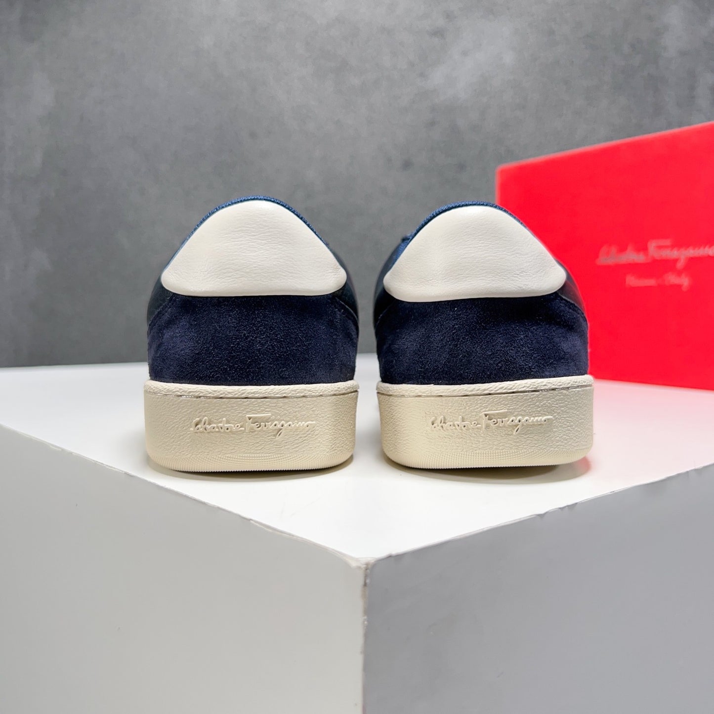 Ferragamo-068Shoes