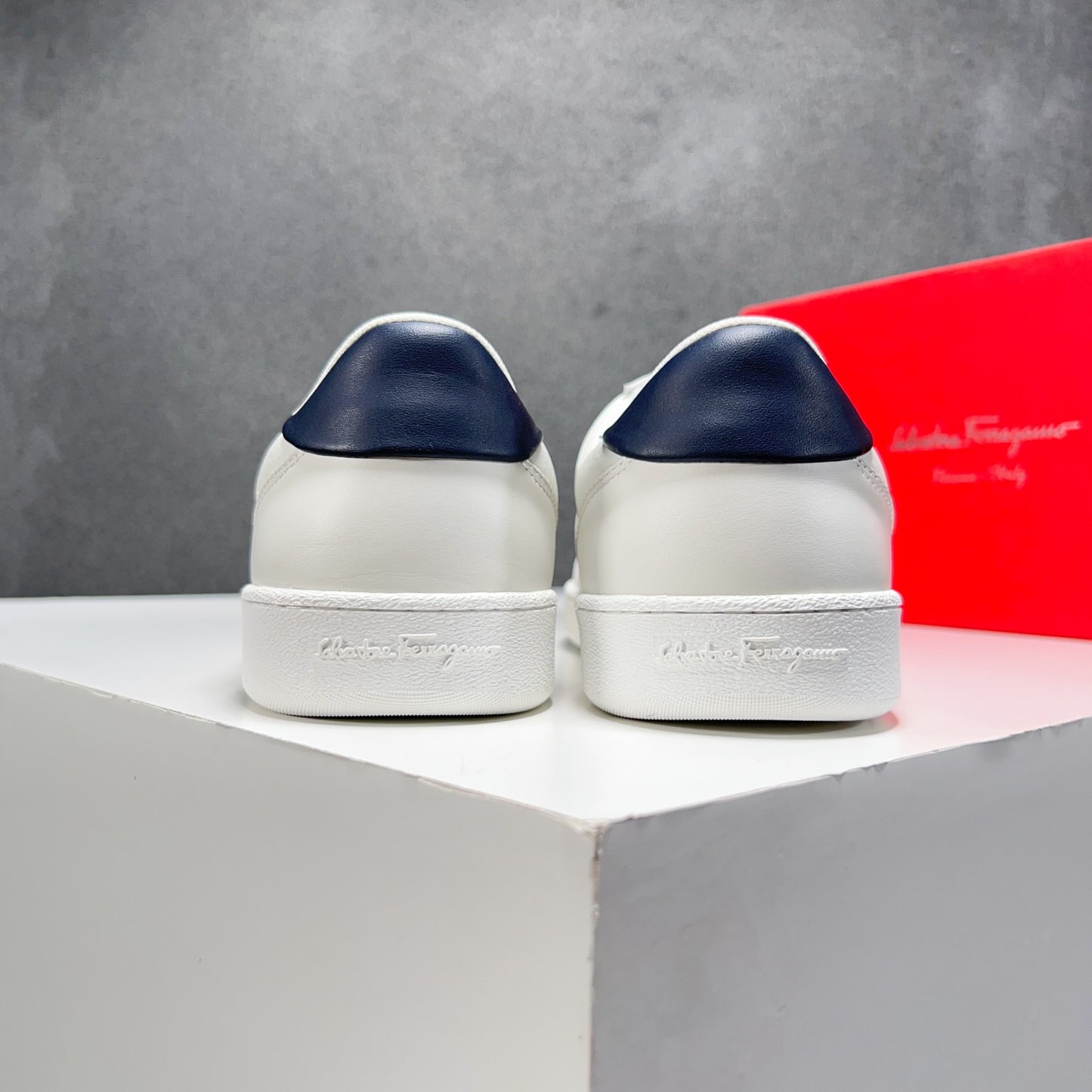 Ferragamo-069Shoes