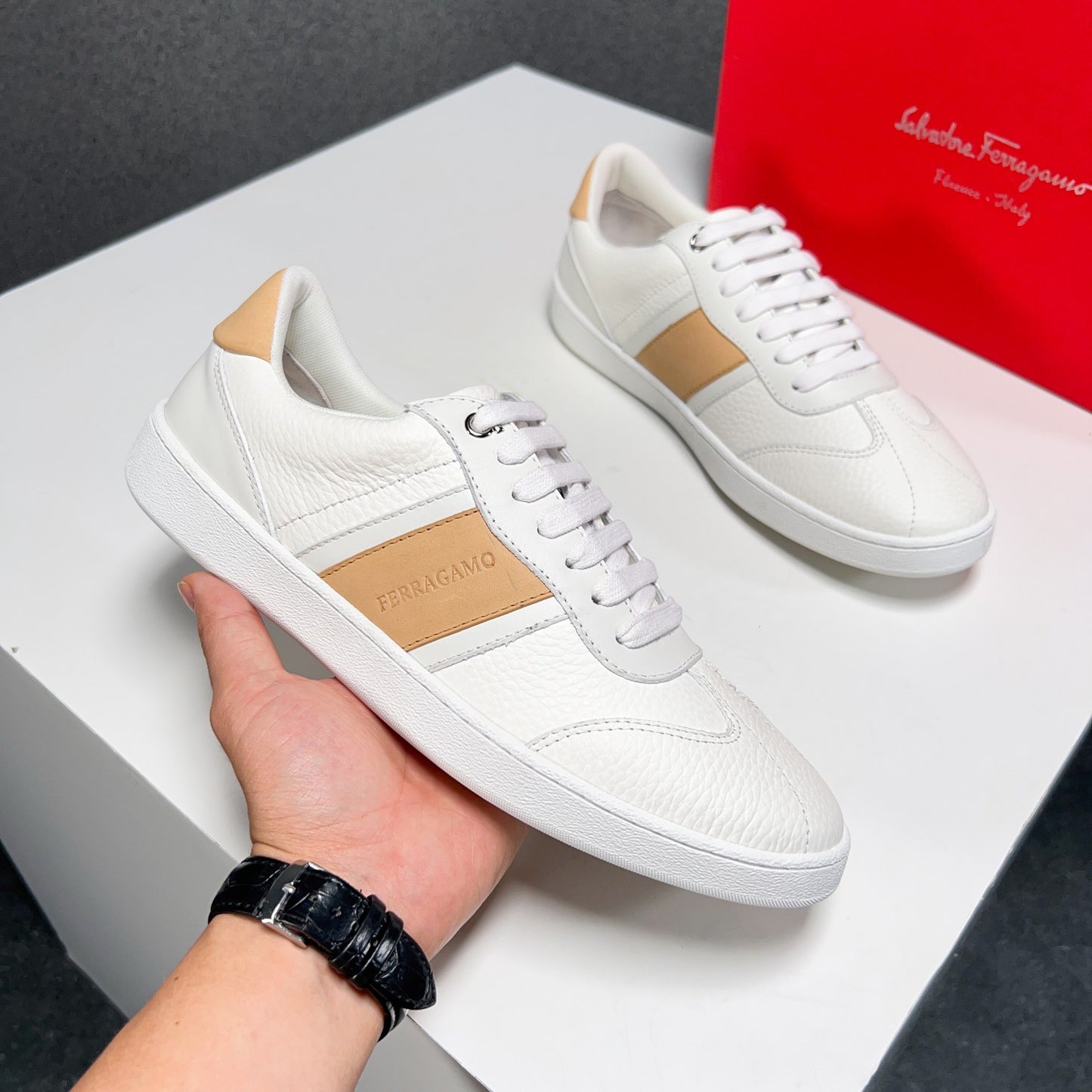 Ferragamo-070Shoes